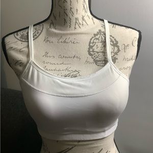 Moving Comfort Racer-Back Sports Bra Size M-34AB-36A Style # 300284 NWOT